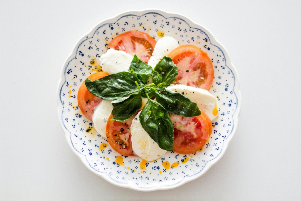 Best Ensalada Caprese Con Palta Near Me – Fresh & Creamy Favorite Spots best ensalada caprese con palta near me
